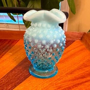 Fenton Vintage Blue Hobnail Ruffle Opalescent bud vase 3.5”